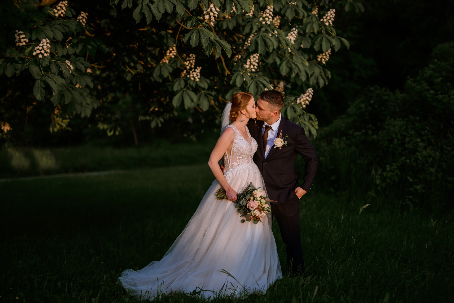 Svatební focení u Buchlova - www.fotozetik.cz